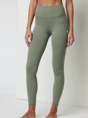 Vuori All The Feels Leggings Size Small